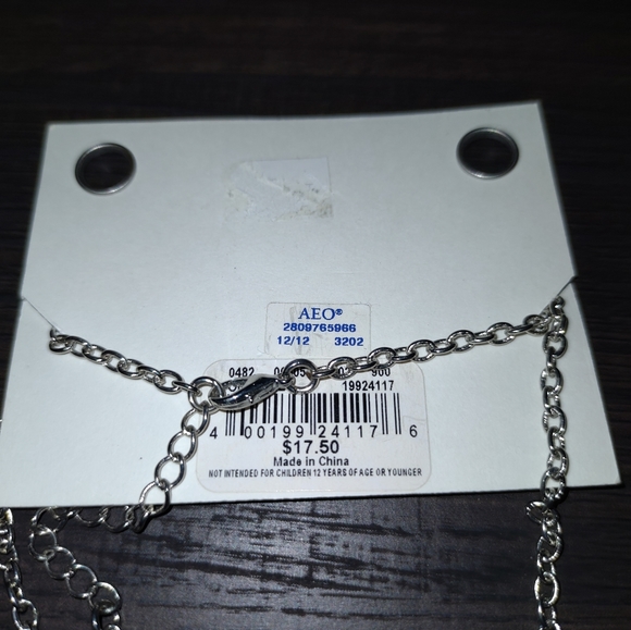 Jewelry - Picture 3 of 8